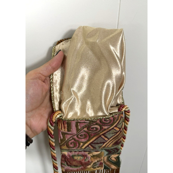 Floral Tapestry Shoulder Bag Crossbody Purse Beaded Fringe Rope Strap Victorian - Picture 11 of 11